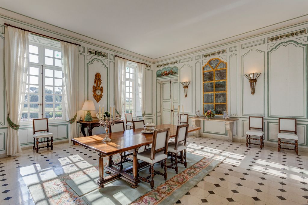 Chateau Les Douves Normandy Olivers Travels 10 5