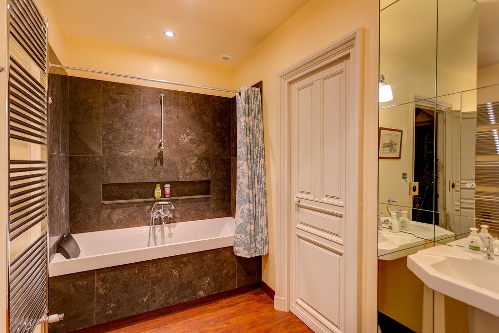 Pavillon Normandie Normadie Olivers Travels 3