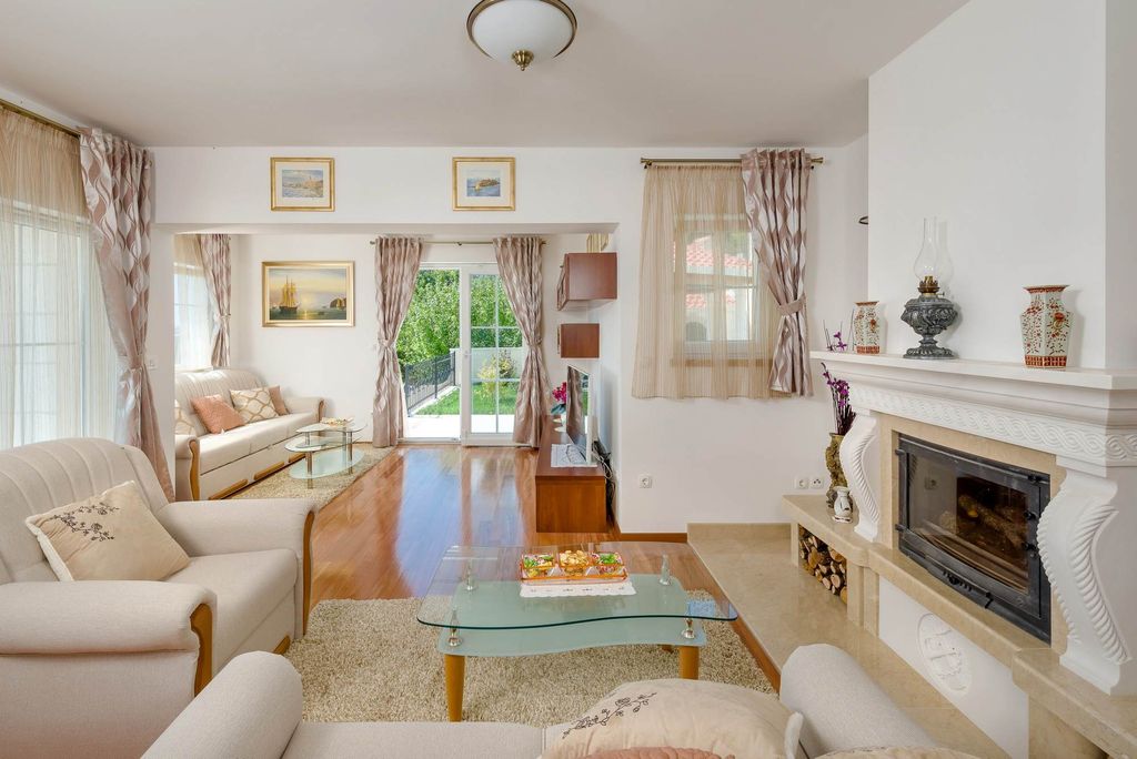 Villa Layla Dalmatia Olivers Travels 3
