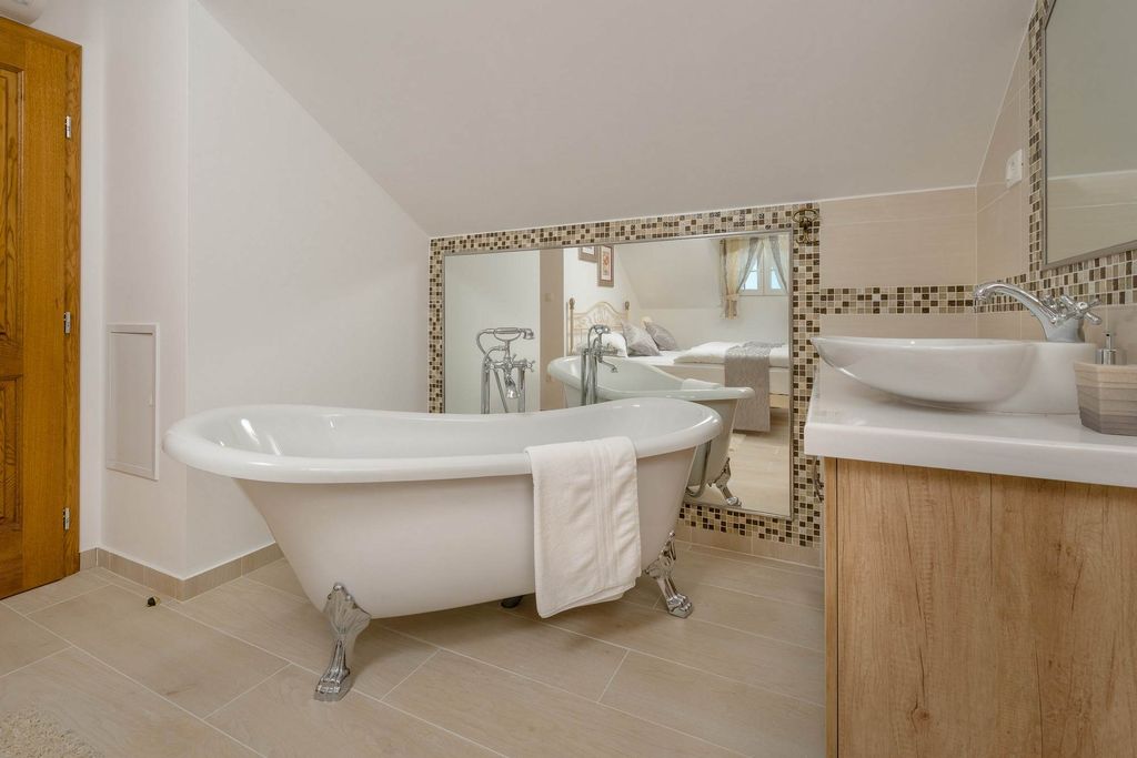 Villa Layla Dalmatia Olivers Travels 5