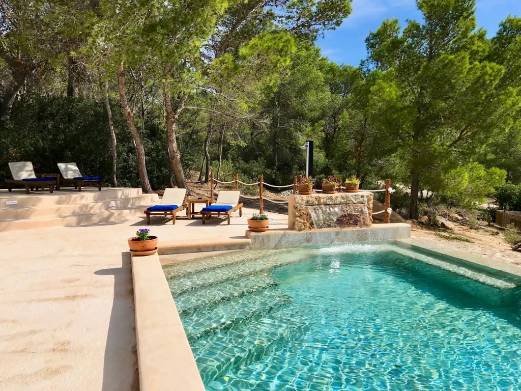 Casa Jade Ibiza Olivers Travels2