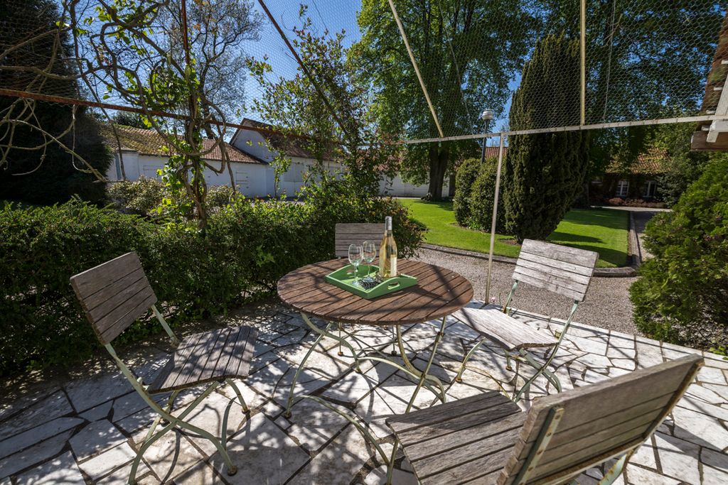 Le Manoir Nord Picardy Nord Pas de Calais Olivers Travels 5