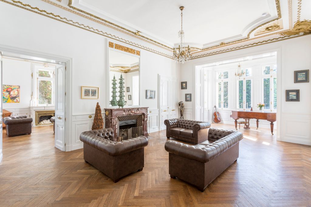 Chateau Histoire Midi Pyrenees Olivers travels 2