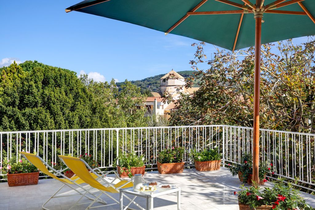 Casa Parella Sorrento Olivers Travels 3