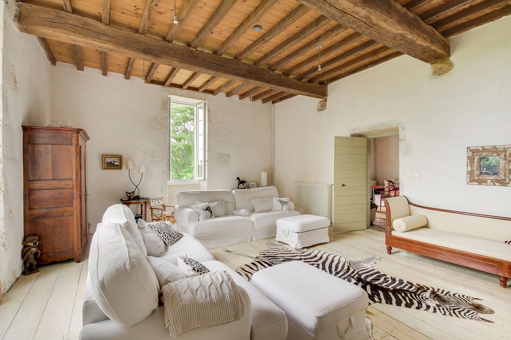 La Maison Des Moines Dordogne Olivers Travels3