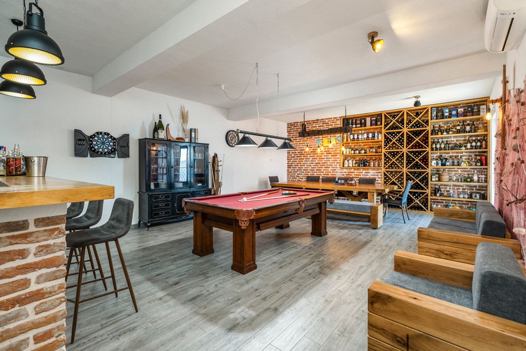 Villa Cliff Dalmatia Olivers Travel 5