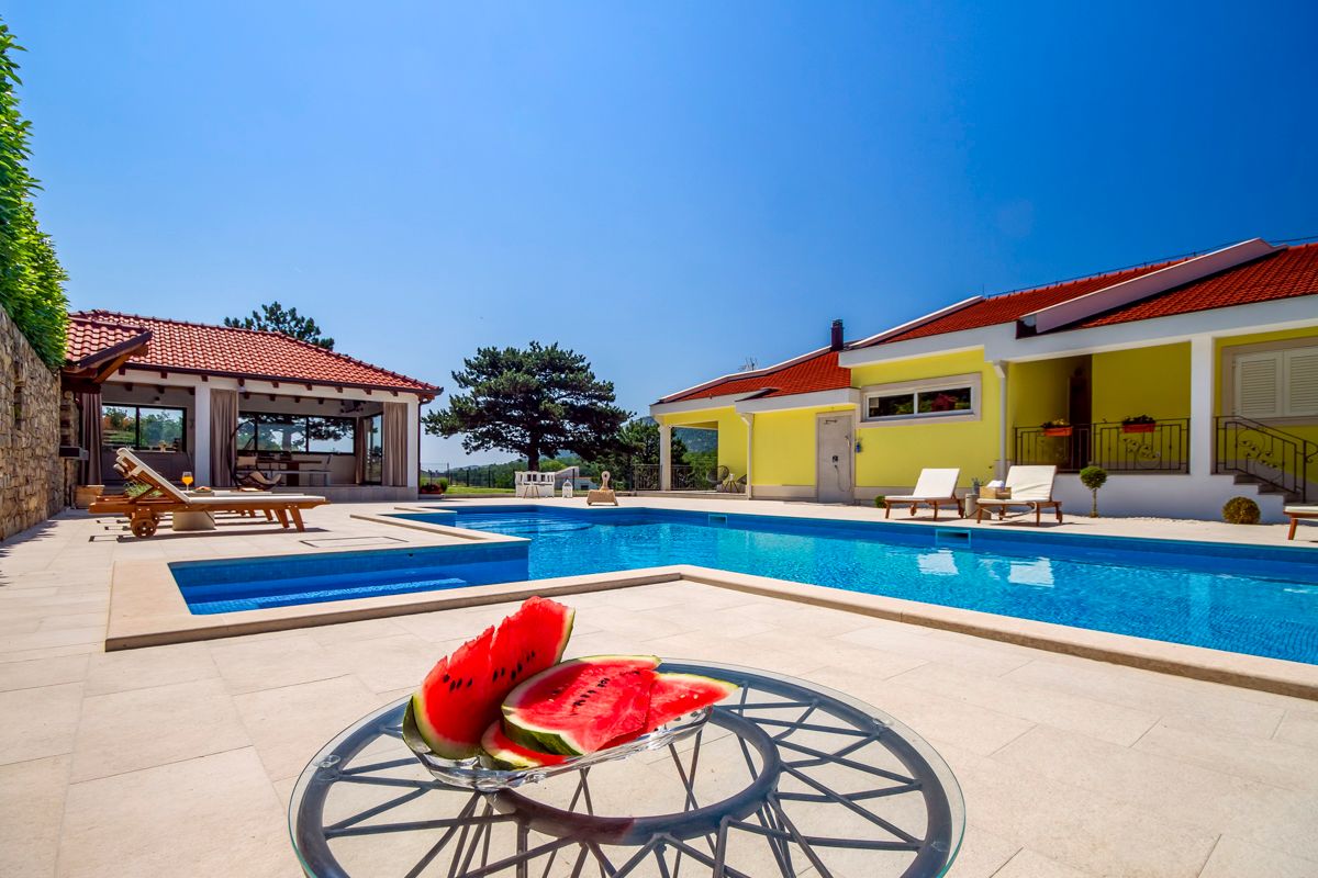 Villa Tugare