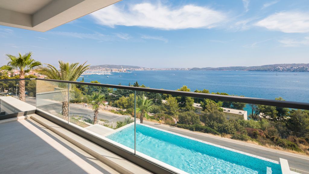 Trau Villa Dalmatia Olivers Travels 5