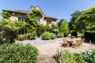 Draper House Somerset Olivers Travels1