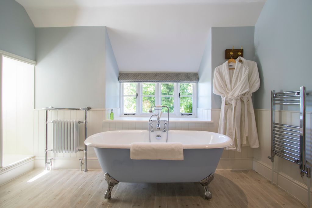 Cider Cottage Somerset Olivers Travel4 01
