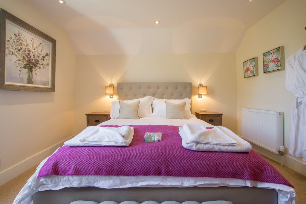Cider Cottage Somerset Olivers Travel3 01