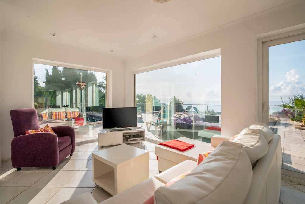 Villa Belinda Costa Blanca Olivers Travels3