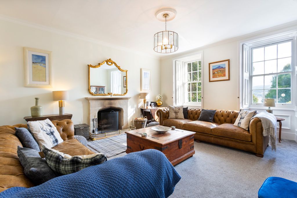 Old Argyll House Scotland Olivers Travel3