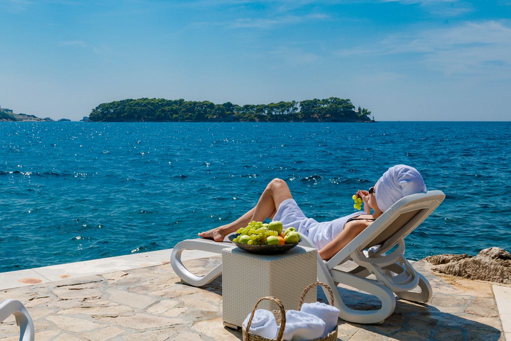 Adriatic Beach House Dubrovnik Olivers Travels 5