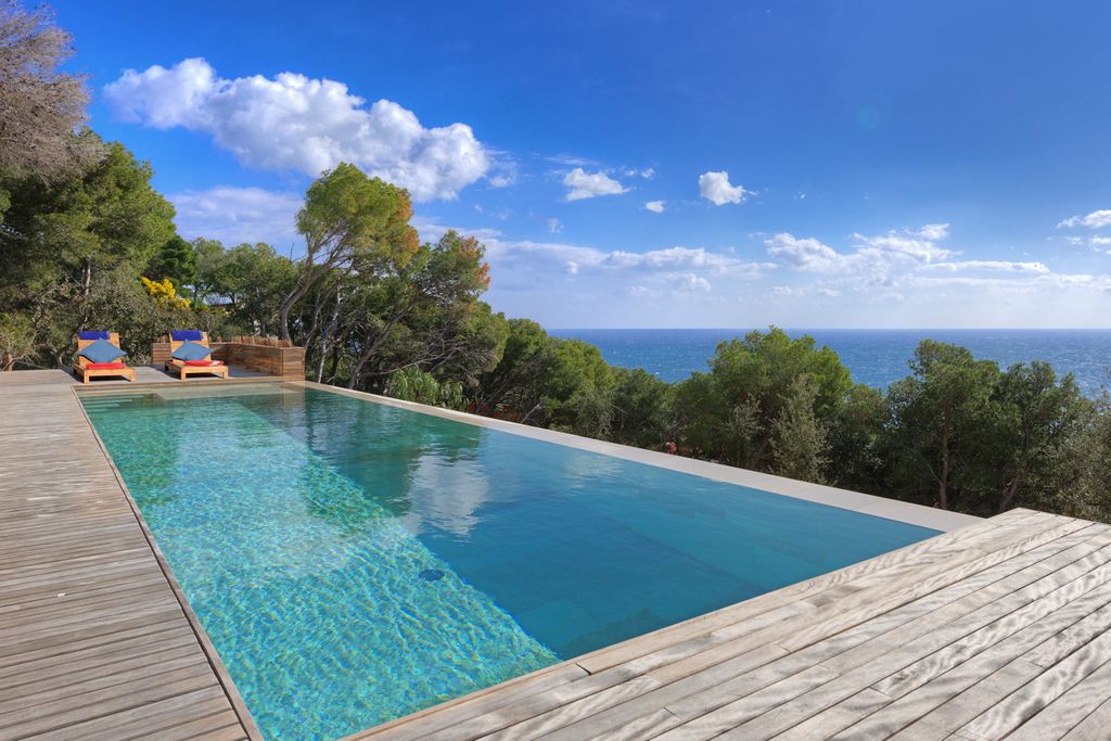 Villa Pura Costa Brava Olivers Travels2