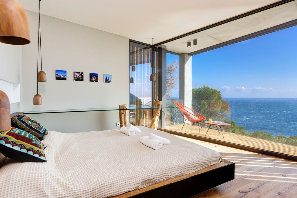 Villa Pura Costa Brava Olivers Travels5