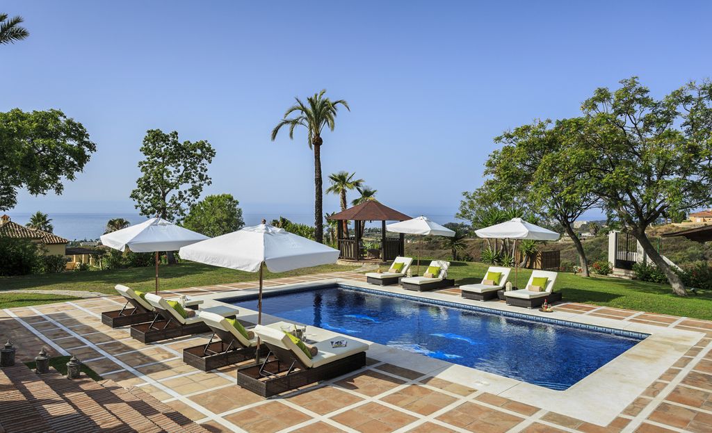 Villa Lola Costa del Sol Olivers Travels 02