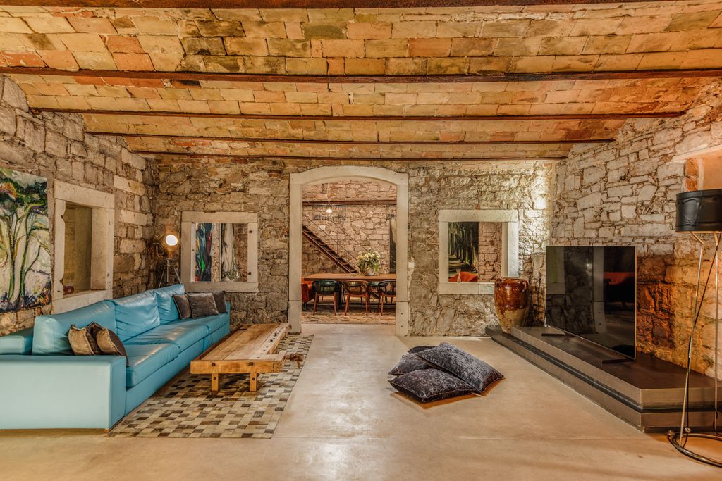 Casa Adriatiq Dalmatia Hvar Olivers Travels 003