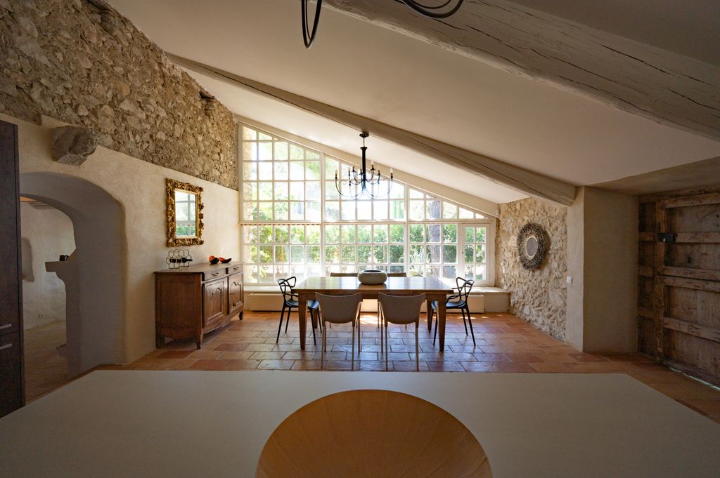 Mas Art Et Soleil France Provence OliversTravelss 4