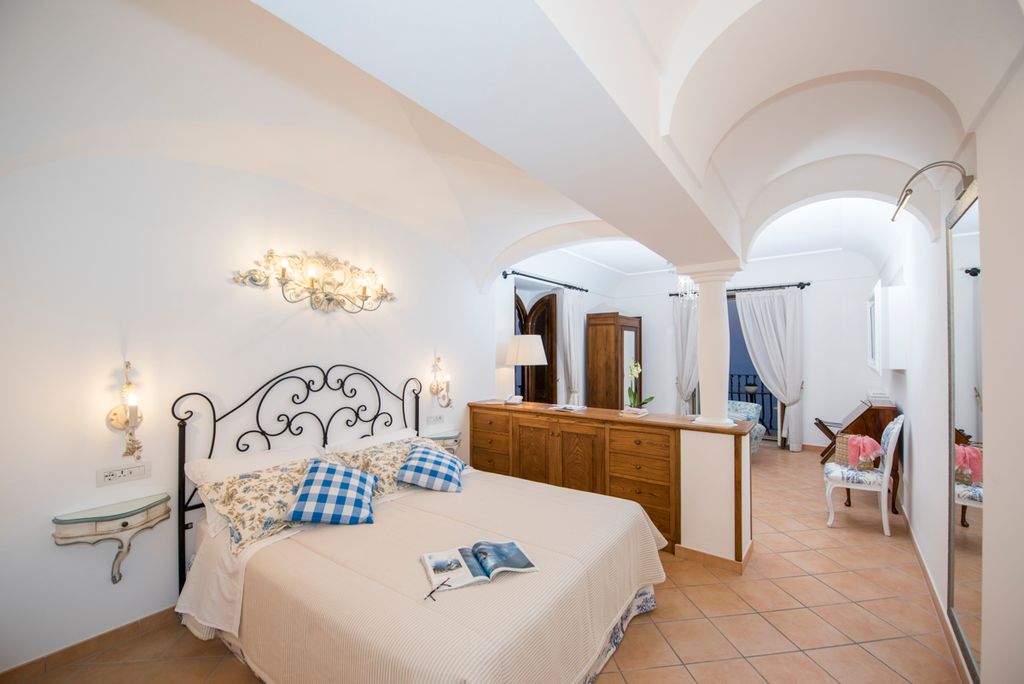 Le Rocce Sorrento Olivers Travels 5