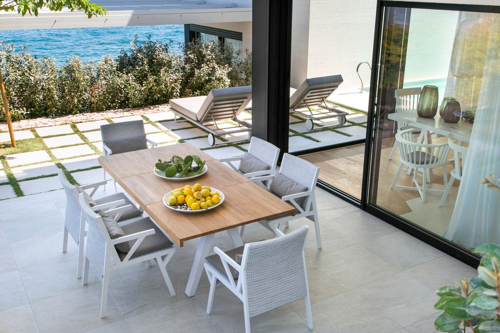 Sutivan Beach House III Dalmatia Olivers Travels 2