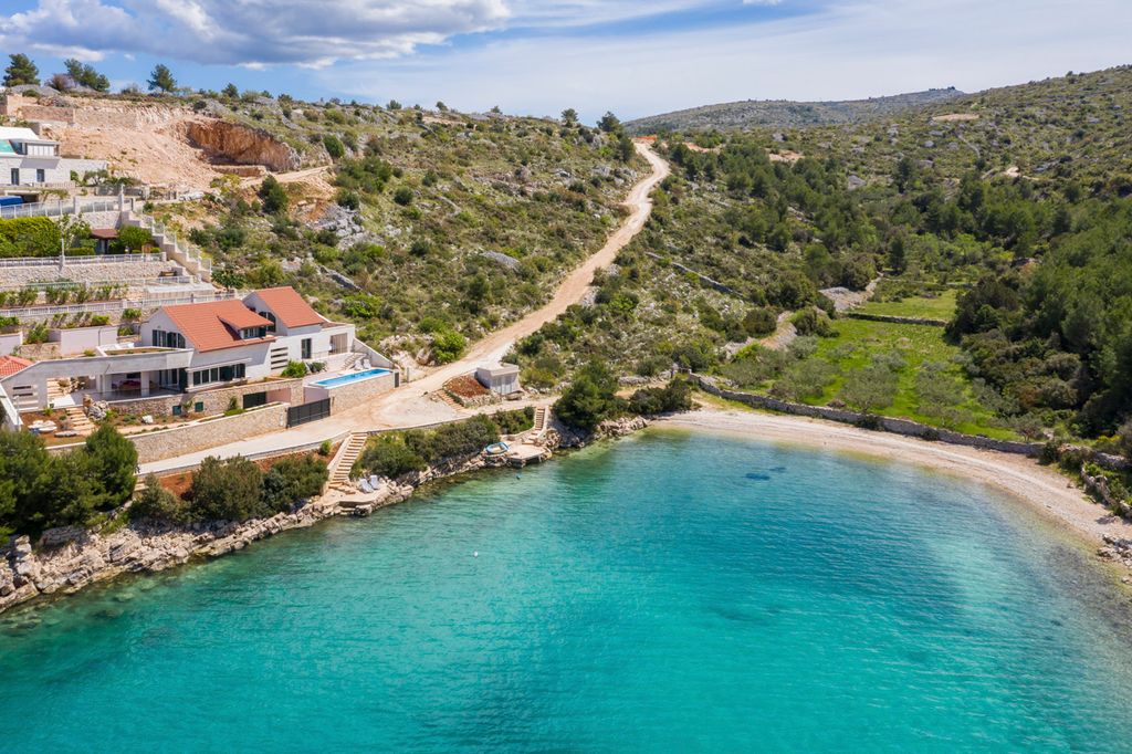 Villa Katarina Brac Olivers Travels Cr 2