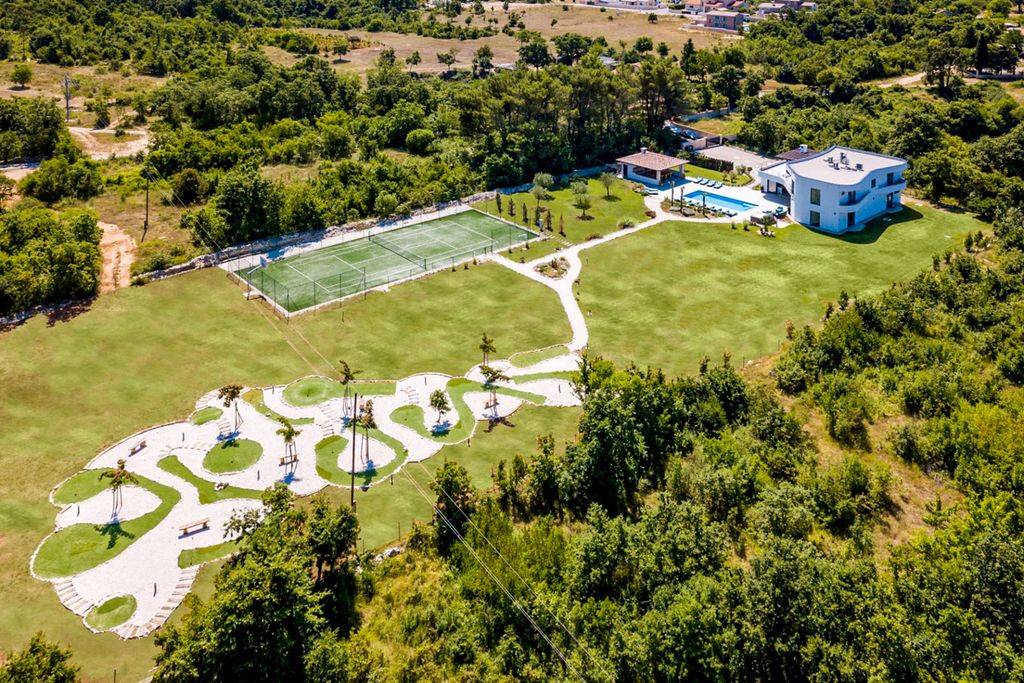 Casa Jarilo Istria Olivers Travels 050
