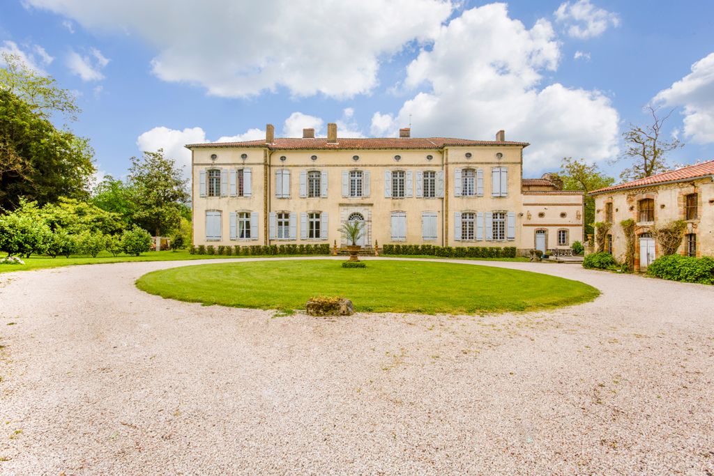 Chateau Siregarde Midi Pyrenees Olivers Travel 1