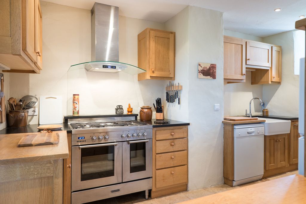 Mas de Beauce Midi Pyrenees Olivers Travels 4