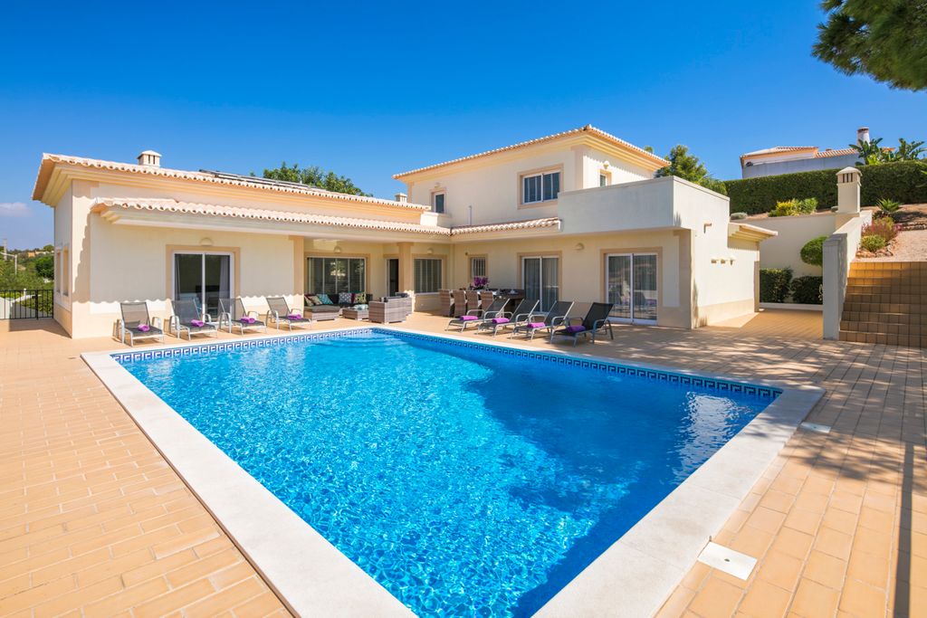 Villa Belicia Carvoeiro Olivers Travels 1