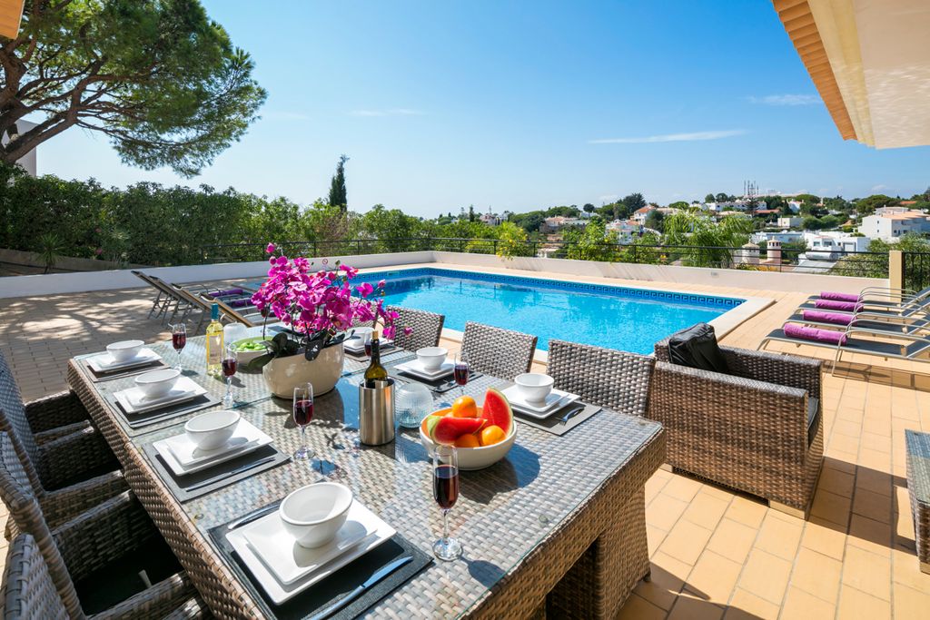 Villa Belicia Carvoeiro Olivers Travels 2