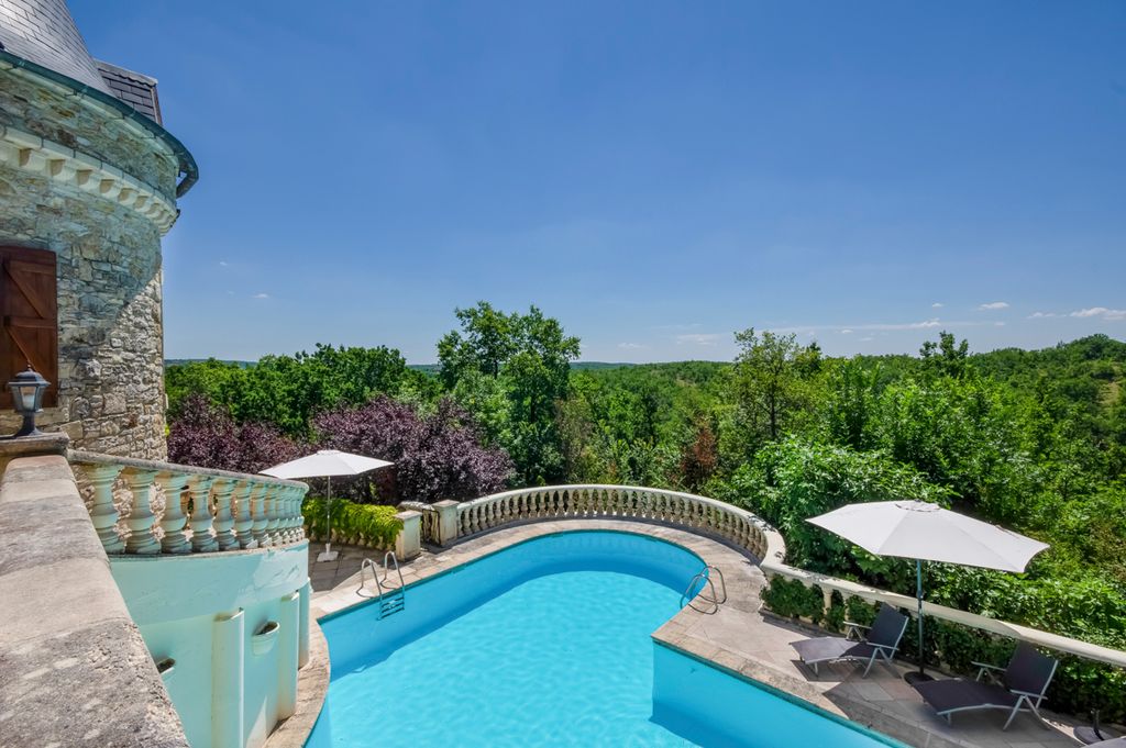 Chateau Camelot Midi Pyrenees Olivers Travels 2