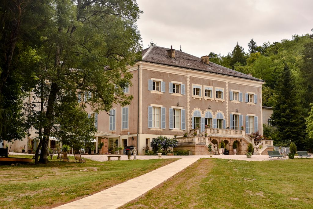 Chateau Arize Midi Pyrenees Olivers Travls 42