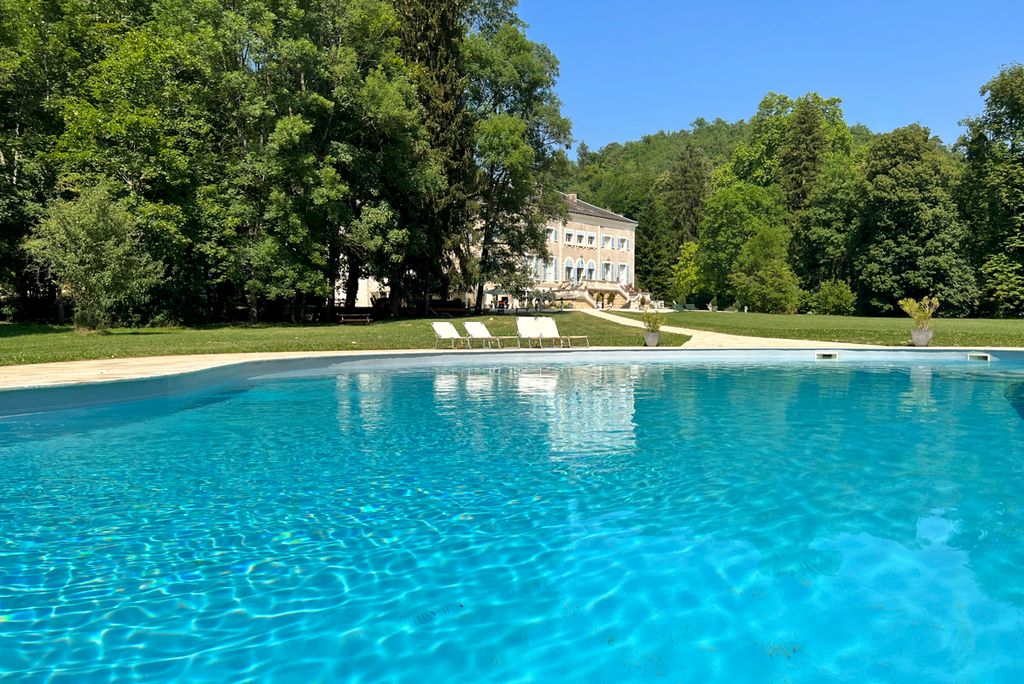 Chateau Arize Midi Pyrenees Olivers Travls 1