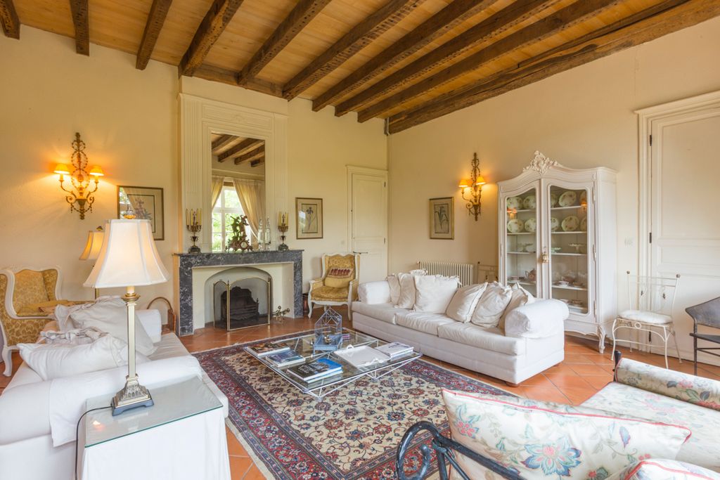 Chateau Duras Aquitaine Olivers Travels France3