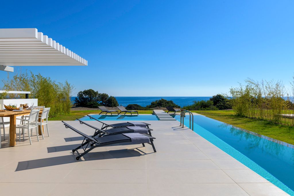 Villa Strabo Rhodes Olivers Travels1