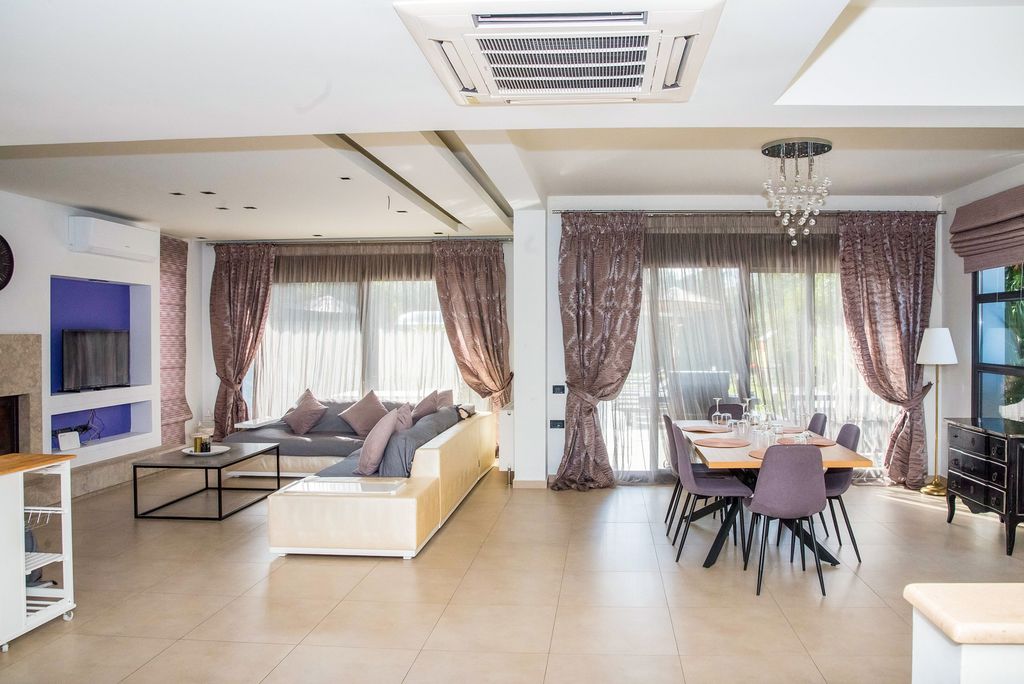 Villa Vikelas Rhodes Olivers Travels 03