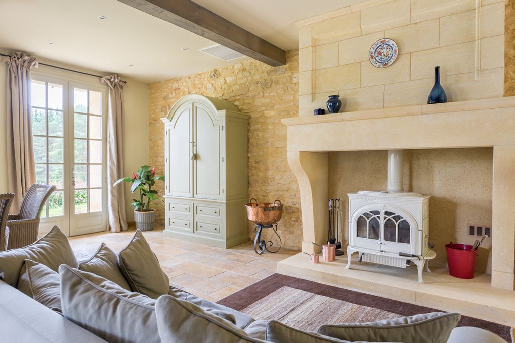 Maison Grandiose Dordogne Olivers Travels 1 4 01