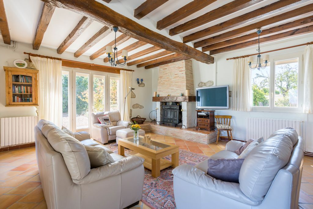 La Plaine Dordogne Olivers Travels 3