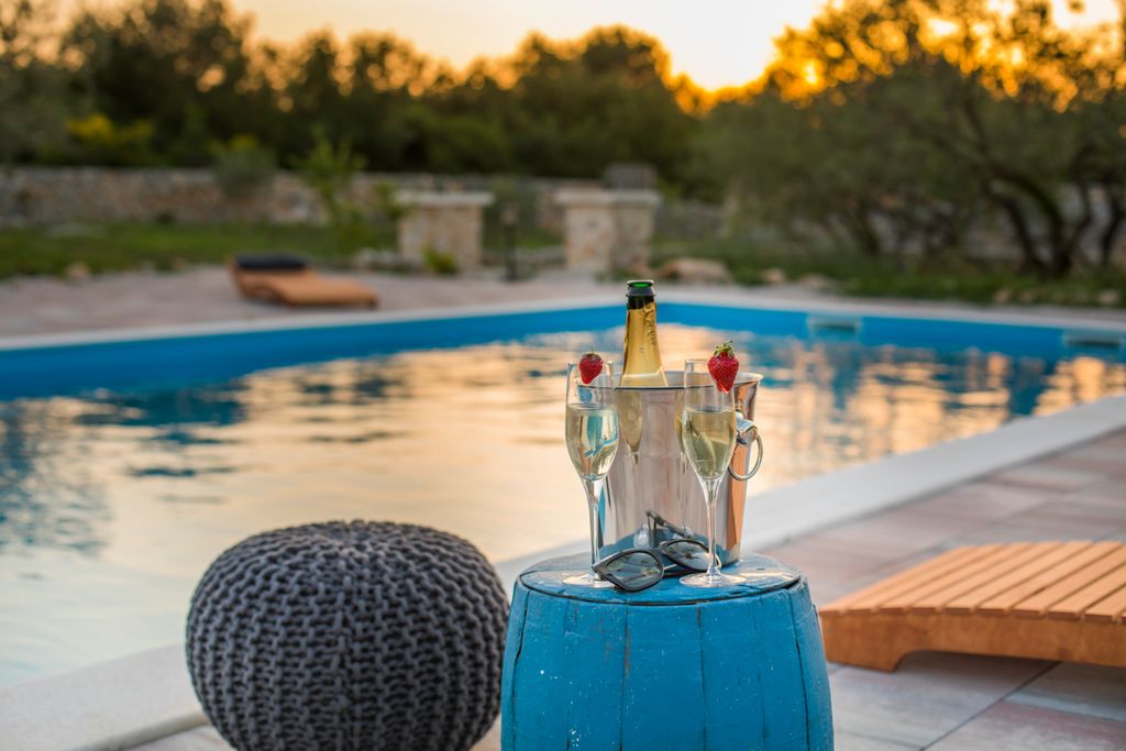 Vodice Villa Dalmatia Olivers Travels2