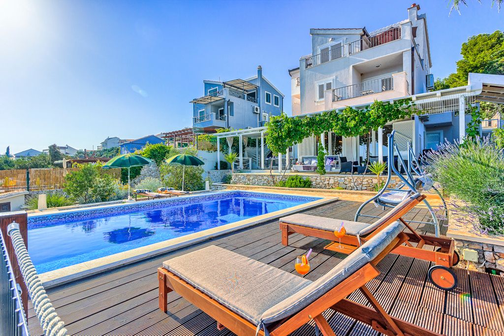 Villa Natulia Dalmatia Olivers Travels19