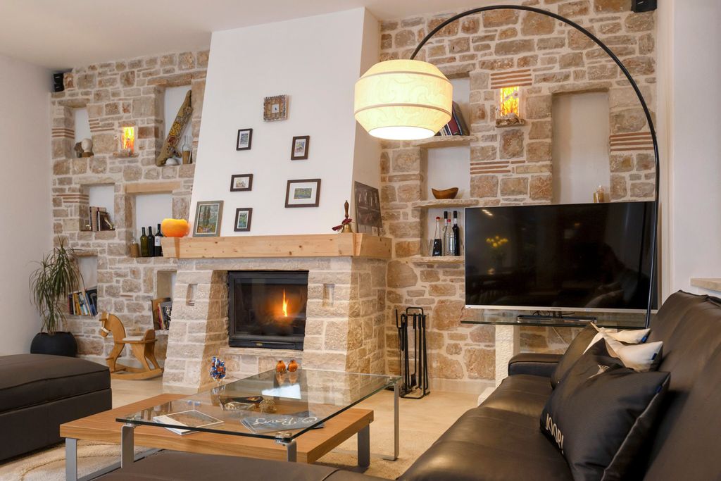 Villa Enigma Hvar Olivers Travels 3