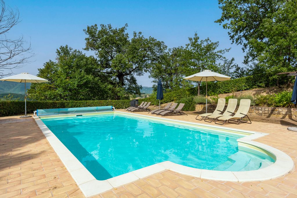 Casa Fiastrone Le Marche Olivers Traves 2