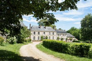Manoir Les Deux Fonds Loire Valley Le Mans Olivers Travels1