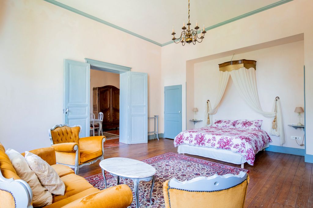 Chateau Gaillac France Midi P Olivers Travels 4