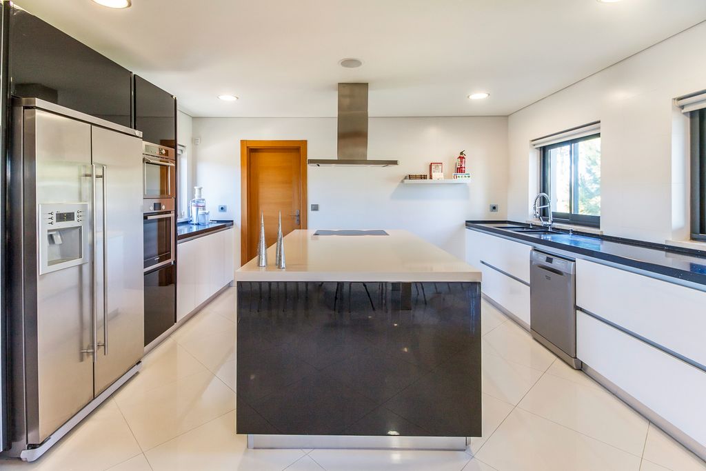 Villa Felipa Troia Lisbon Coast Portugal OliversTravels 5