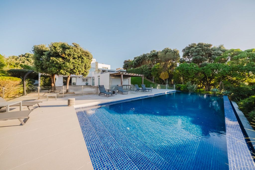 Villa Rosario Lisbon OliversTravels 1