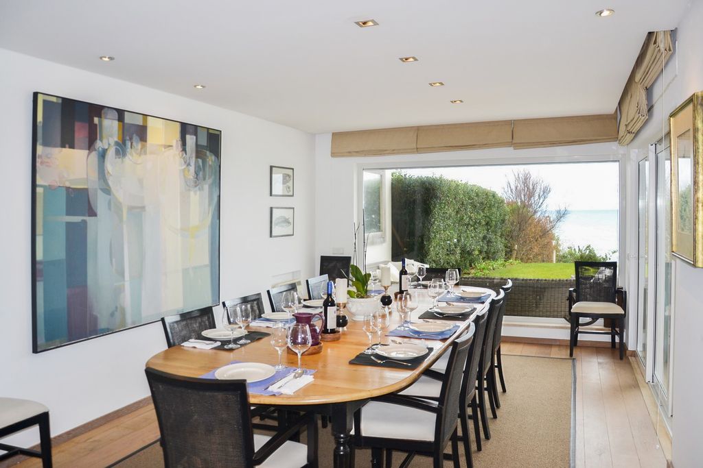 Villa Rosario Lisbon OliversTravels 4