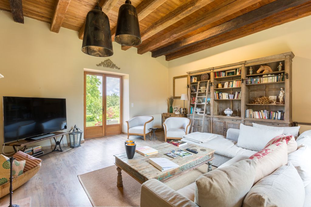 Maison Soleil Dordogne Olivers Travels 3
