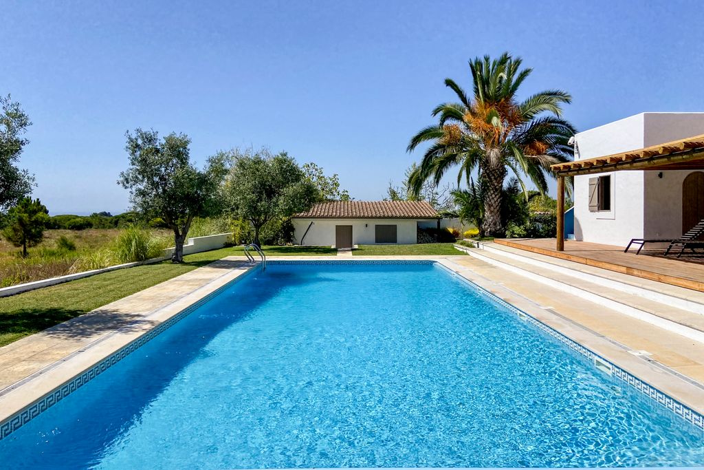 Villa Tareija Lisbon Coast Olivers Travels2